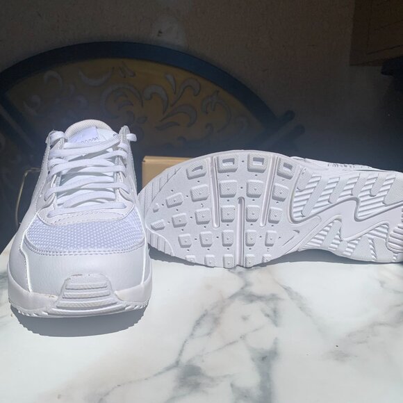 AirMax - Picture 3 of 3